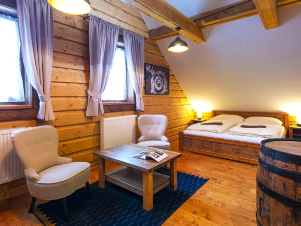 Apartmány vo vidieckom štýle s prehliadkou Nestville Distillery a degustáciou piva, destilátov alebo čokolády