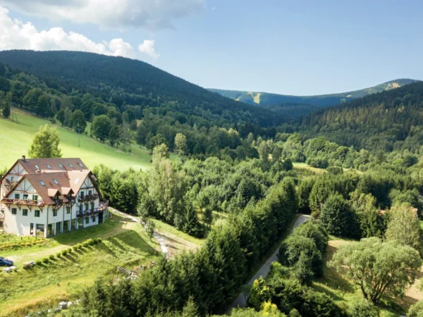 Dovolenka v Poľsku: hotel v Kladskej kotline s raňajkami a wellness