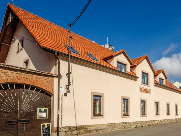 Pohodový pobyt s raňajkami alebo polpenziou v penzióne v strednom Povltaví