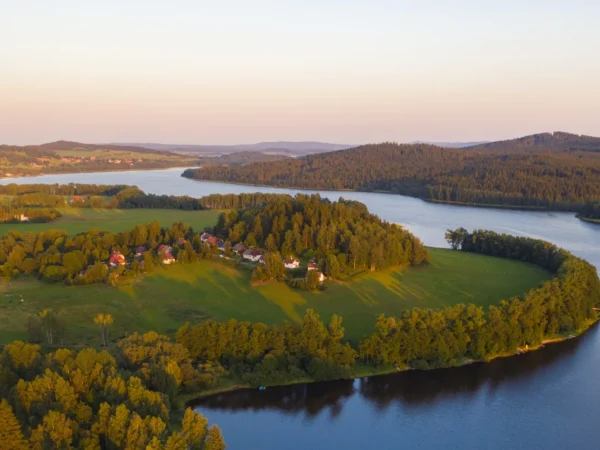 Aktívny relax na Lipne: útulný penzión s raňajkami alebo polpenziou aj možnosť wellness