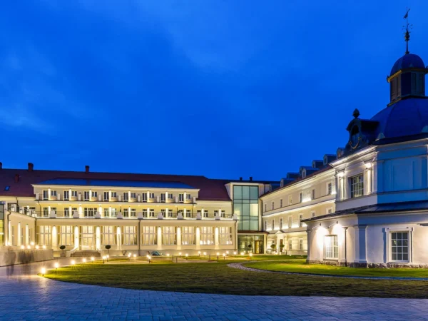 Luxus a rozmaznávanie v Turčianskych Tepliciach: kúpeľné procedúry, neobmedzené SPA & AQUAPARK a kúpeľ s liečivým prameňom