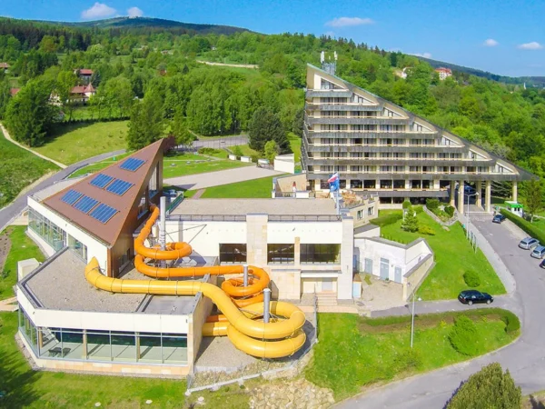 Dovolenka na poľskej strane Jizerských hôr: polpenzia a aquapark aj nádherné výhľady