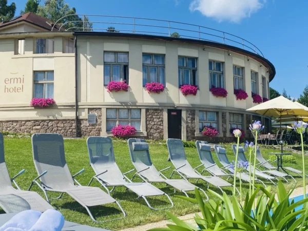 Relax alebo dámska jazda v Brdoch: polpenzia, wellness aj športové vyžitie