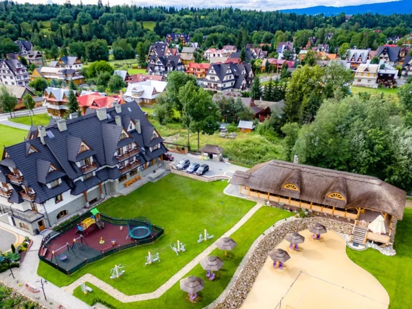 Dovolenka v Białke Tatrzańskej: wellness, súkromná piesočnatá pláž s výhľadom na Tatry aj polpenzia