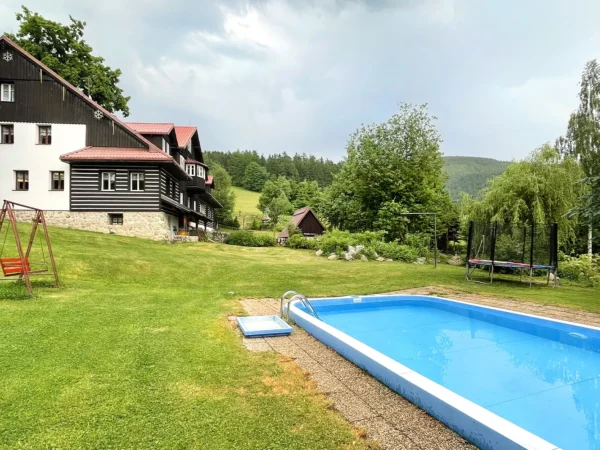 Turistická chata v Krkonošiach až pre 6 osôb: polpenzia aj zľava na saunu