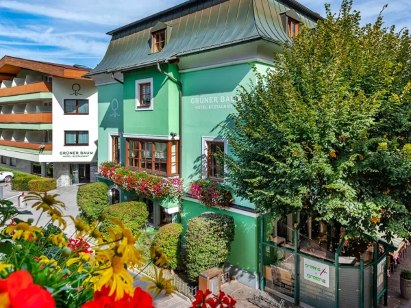 Pobyt v srdci Zell am See: polpenzia, neobmedzené vyhrievanie v saune aj fľaša prosecca na izbe
