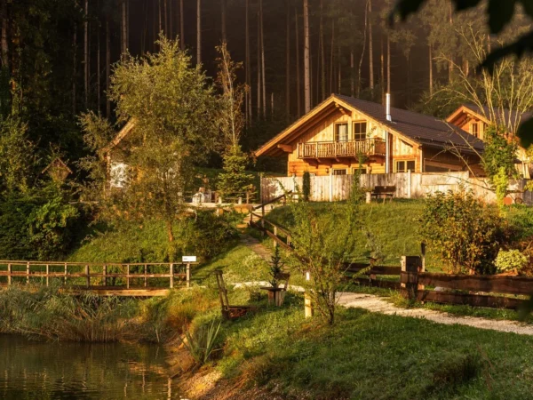 Nemecko pre dvoch aj rodinu: chalet s privátnym aj verejným wellness a raňajky