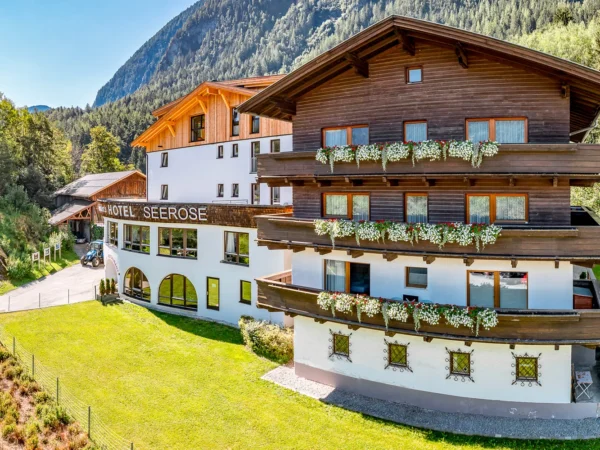 Tirolský Ötztal: hotel s neobmedzeným wellness a polpenziou a turistika
