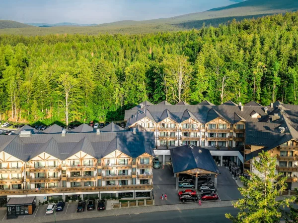 V páre alebo s rodinou do poľských Krkonôš: krásny 5* rezort s jedlom a neobmedzeným wellness