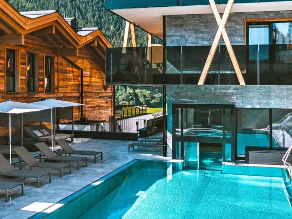 Saalbach-Hinterglemm: neobmedzene wellness, polpenzia, karta výhod aj možnosť apartmánu so saunou