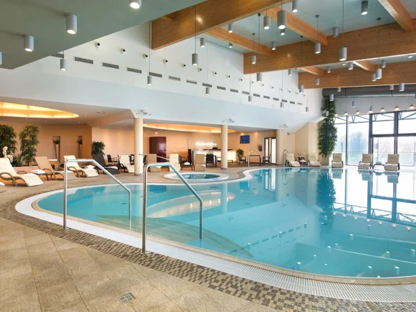 Luxusný pobyt v Hlubokej nad Vltavou: 5* hotel pri zámku s wellness a jedlom