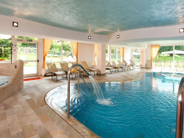 Talianske Alpy: hotel v Pinzole so vstupom do wellness, kúpeľom, raňajkami a kartou výhod