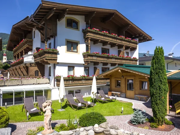 Na lyže do Tirolska: 4* hotel s polpenziou, neobmedzeným wellness a fitness