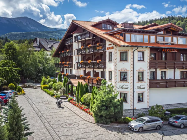 Pobyt v Karpaczi: 4* hotel s raňajkami alebo polpenziou aj neobmedzený wellness