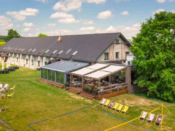 Útulný hotel pre milovníkov koní v blízkosti Krakova
