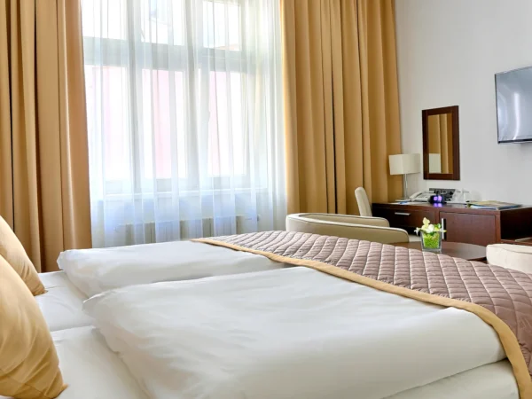 Hotel Pro Patria priamo v srdci kúpeľného ostrova: procedúra a polpenzia