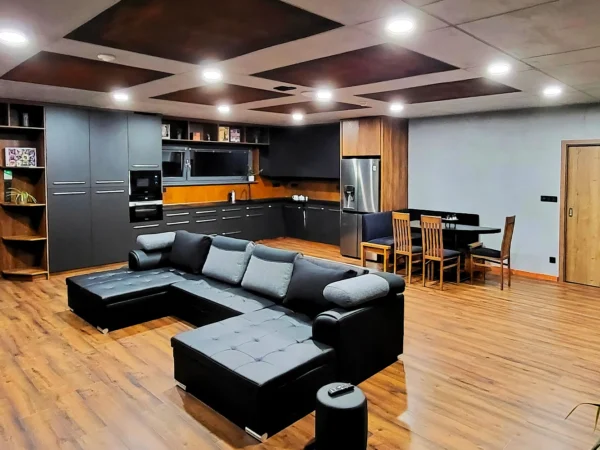 Moderný apartmán s vlastnou infrasaunou v krásnej prírode Vysočiny