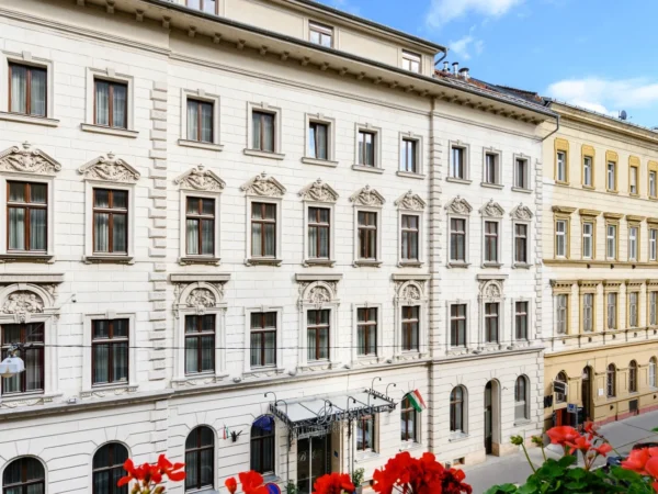 4* hotel v historickom centre Budapešti: pobyt s raňajkami