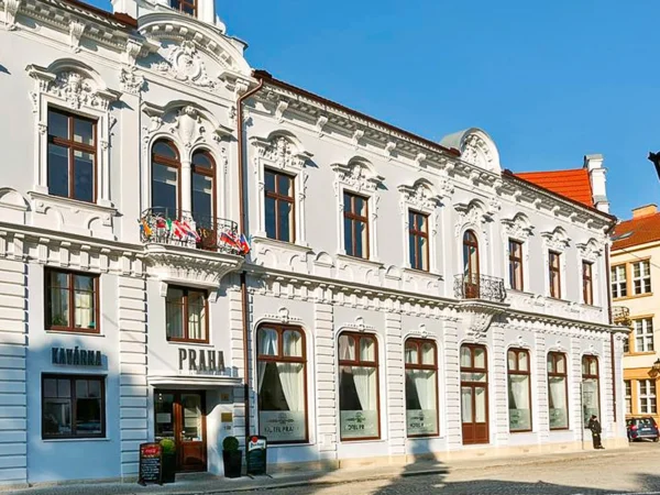 Prvorepubliková romantika v Novom Jičíne: ubytovanie s raňajkami a Beskydy – Valašsko Card