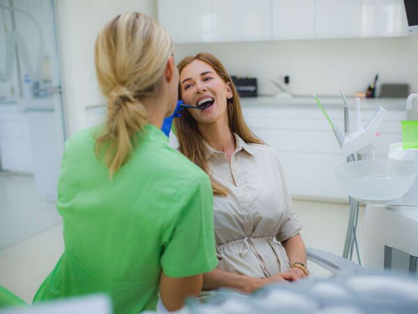 Dentálna hygiena vo Family Dental Care v 6 pobočkách