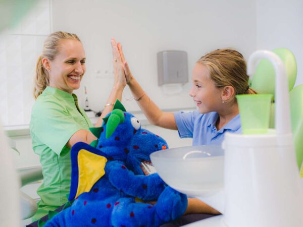 Dentálna hygiena vo Family Dental Care v 6 pobočkách