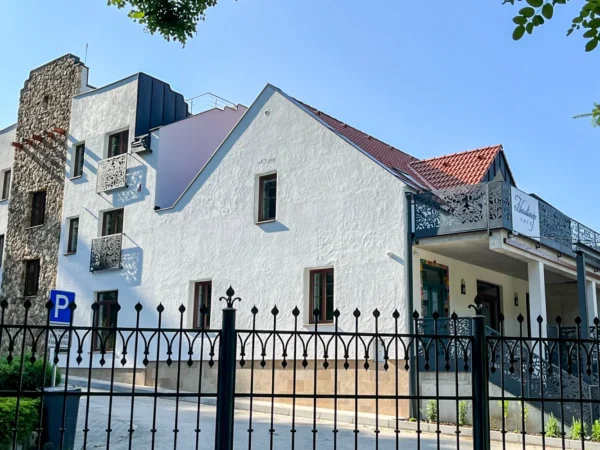 Rajecké Teplice: Pobyt v apartmánoch FloraVilla so vstupom do kúpeľov Spa Aphrodite