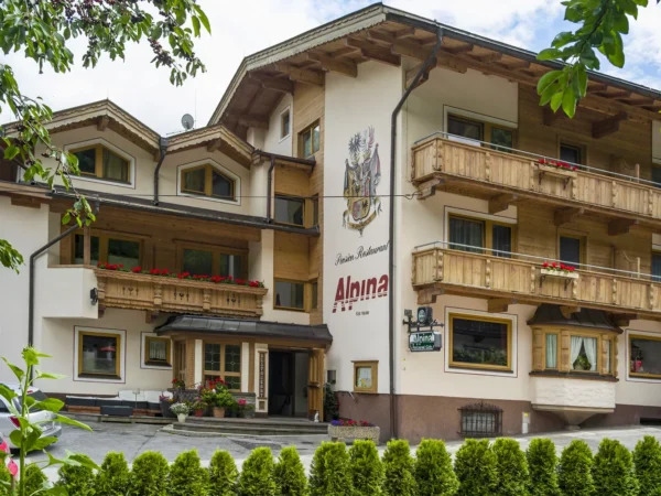 Tirolské Alpy s polpenziou plus a neobmedzeným wellness pre pár aj rodinu, až 2 deti zdarma