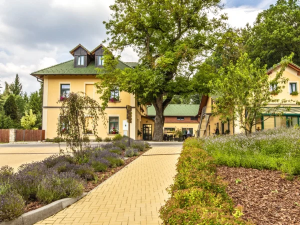 4* Resort Johanka na Vysočine: polpenzia, vírivka, sauna a drevené sudy