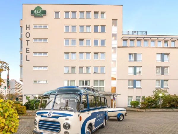 Za pamiatkami alebo na nákupy do Drážďan: hotel blízko vlakovej stanice s raňajkami alebo polpenziou