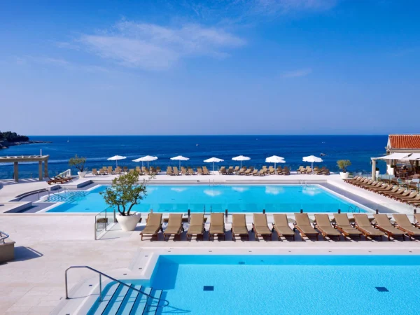 4* apartmánový rezort v letovisku Pula: ubytovanie až pre 4 osoby, 200 m od pláže, s bazénmi a toboganom, možnosť stravy