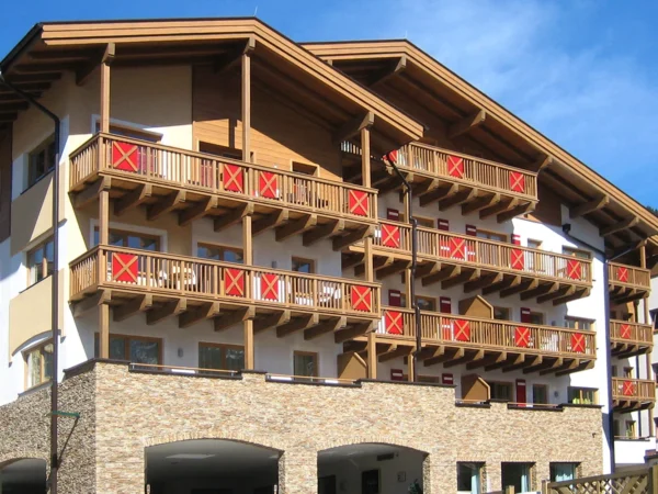 Aktívna dovolenka v Rakúsku, oblasť Saalbach: apartmány až pre 8 osôb, karta výhod