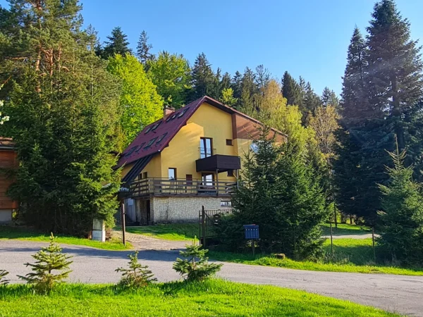 Relax v Beskydách: pobyt s raňajkami alebo polpenziou, možnosť sauny a vírivky, krásne výlety po okolí