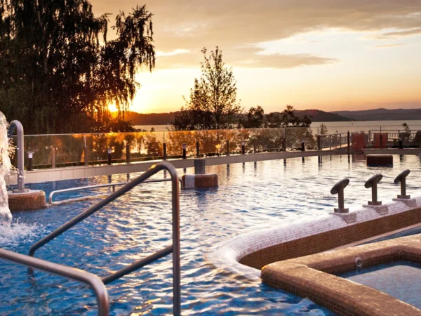4* wellness hotel priamo pri Balatone: polpenzia, pobyt pre dieťa do 11,9 rokov zadarmo aj bonusová noc