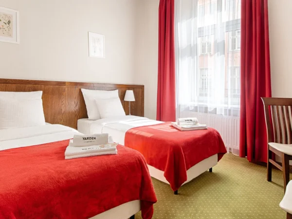 Elegantný hotel v Krakove: raňajky aj relax v záhrade, 1 km od Hlavného námestia