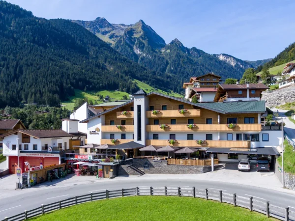 Dovolenka v rakúskom údolí Zillertal: horský hotel s polpenziou a saunovým svetom
