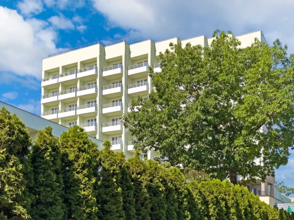 Dovolenka pri Baltiku: hotel 400 m od pláže, strava, wellness aj animačný program
