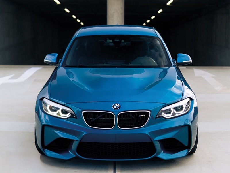Zážitková jazda v premávke na BMW M2 – Obrázok 3