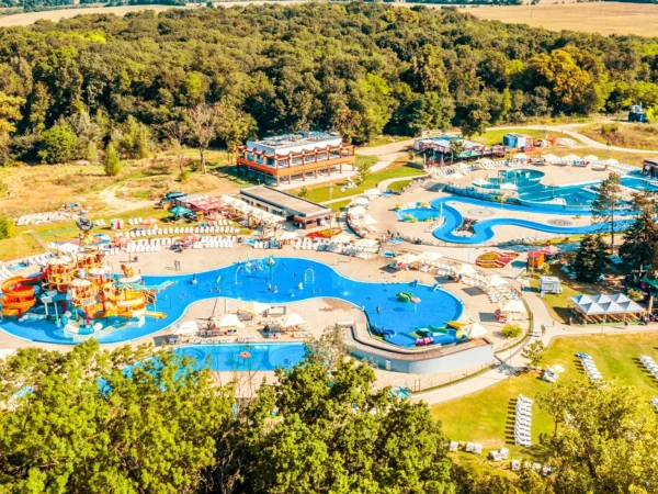 Hotel priamo v areáli ThermalParku Nitrava s polpenziou a neobmedzeným vstupom do bazénov