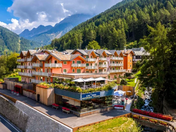 Talianske Passo Tonale: 4* apartmány s polpenziou a neobmedzeným wellness