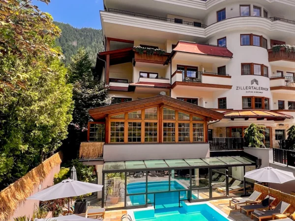 Tirolsko: 4* hotel s polpenziou plus a neobmedzeným vstupom do bazénov a sáun