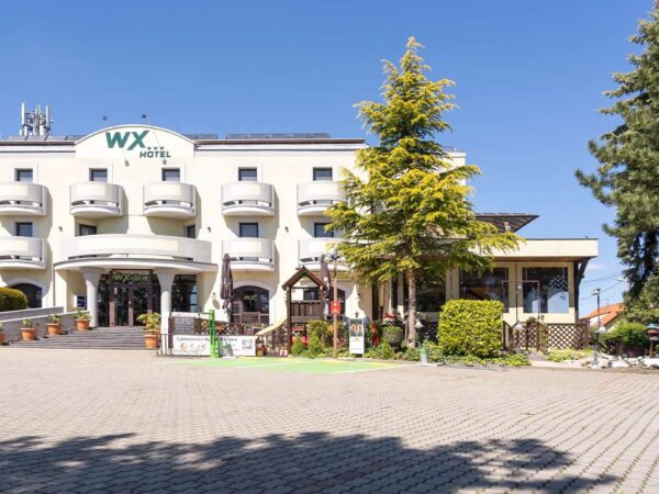 EXTRA CENA: Privátny vstup do wellness s proseccom a fitness pre 2 osoby vo WX Hoteli
