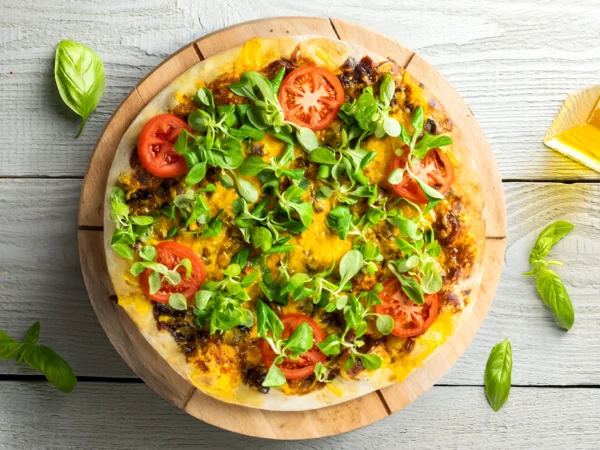 3 pizze za cenu 2: šampiňónová s kuracím mäsom, gazdovská a iné