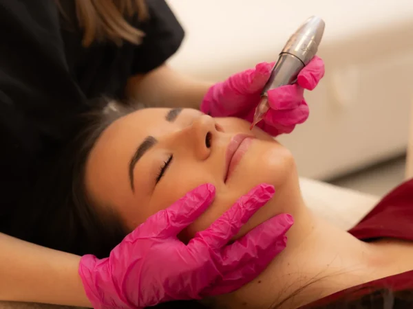 Lip blush: permanentný make-up pier s korekciou v cene