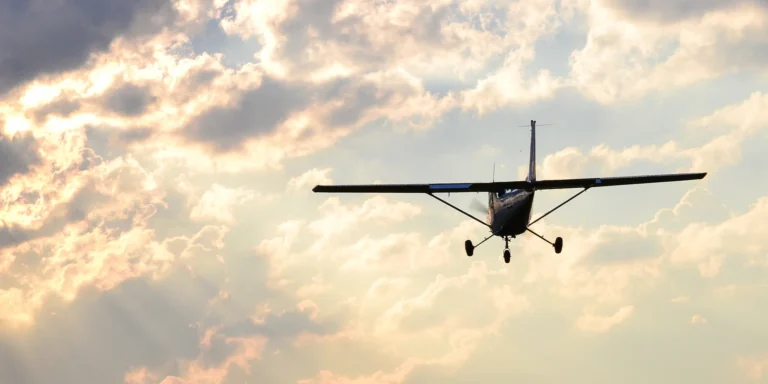 Zážitkový let lietadlom Cessna 150: Obdivujte Nitru z vtáčej perspektívy