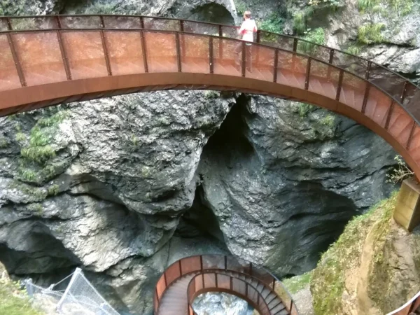 Jednodňový zájazd za najkrajšími tiesňavami rakúskych Álp: Sigmund Thun-Klamm, Kitzlochklamm, Liechtensteinklamm
