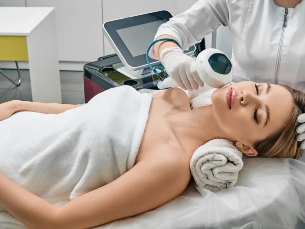 4D fotorejuvenizácia tváre: metóda na omladenie pleti