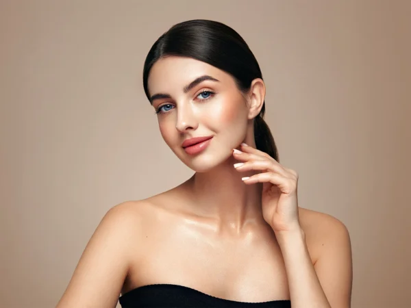 Darčeková poukážka v hodnote 100 alebo 150 € na všetky služby v estetickom centre Esteľ Clinic