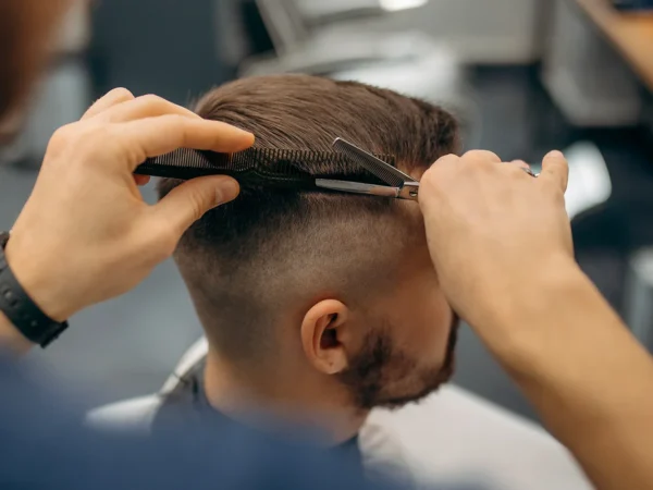 Pánsky barber strih samostatne alebo s úpravou brady