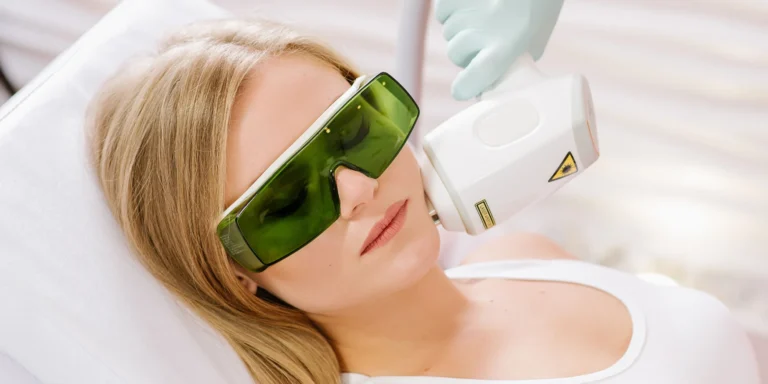 Medicínska epilácia chĺpkov diódovým laserom – nohy, bikiny, pazuchy a i.
