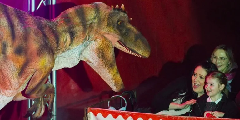 CIRKUS FRANCESKO JUNG v Piešťanoch a Trnave – show plná akrobacie, zábavy aj vystúpenie s dinosaurami